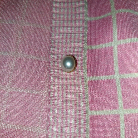 Sweater - Picture 4 of 5